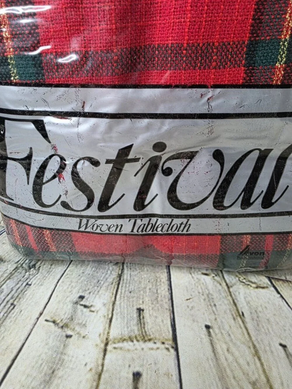 VTG 80s Festive Festival Tartan Plaid Tablecloth 60 x 104 In Oblong Christmas